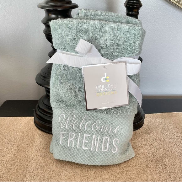 🆕SET OF 2 WELCOME FRIENDS Hand Towels - Picture 4 of 6